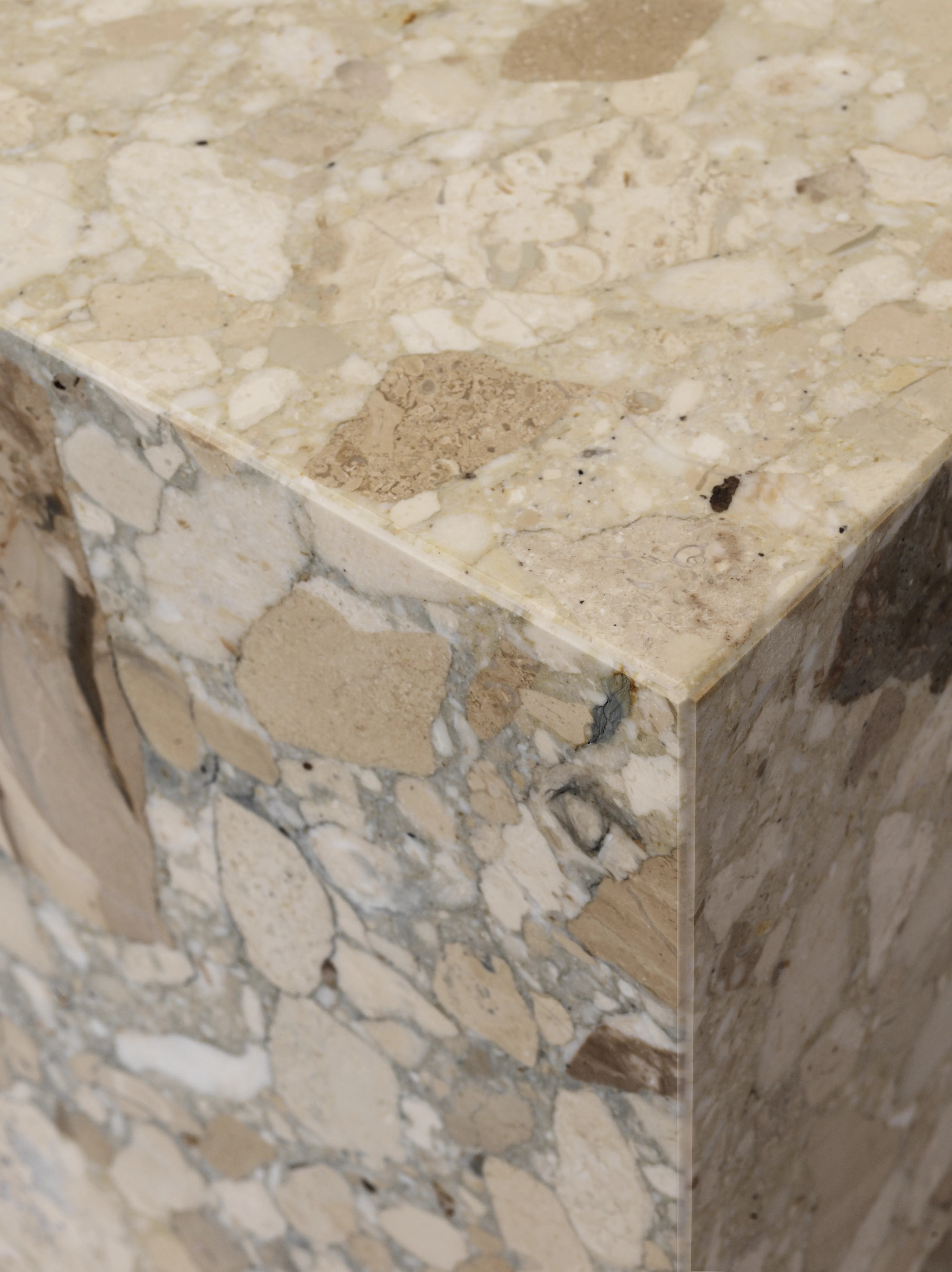 Plinth Table Low Tall Cubic Grand Brige Marble Various Colors Crarra Calacatta Packshot Audo 15 For Donzelli