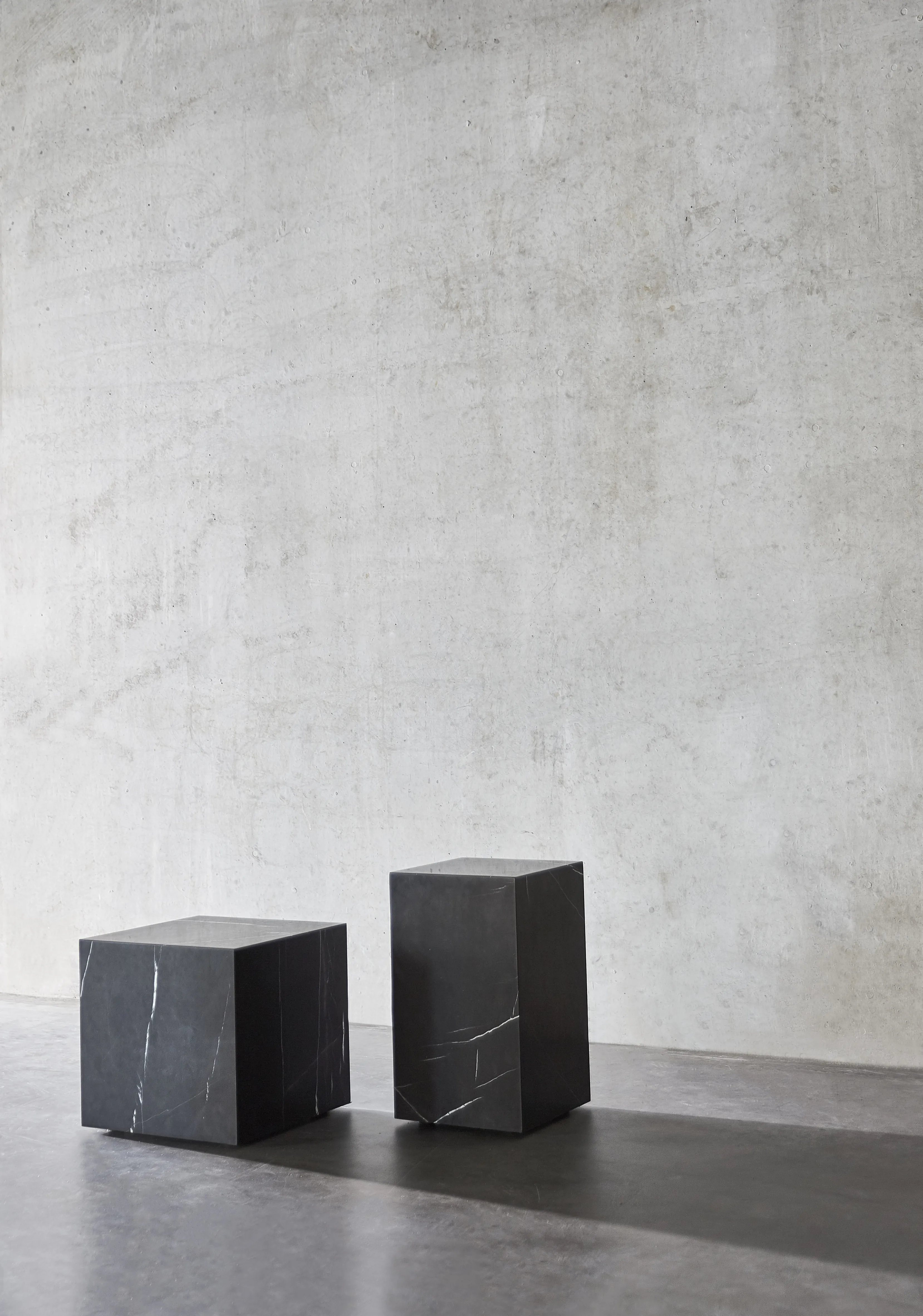 Plinth Table Low Tall Cubic Grand Brige Marble Various Colors Crarra Calacatta Audo 105 For Donzelli