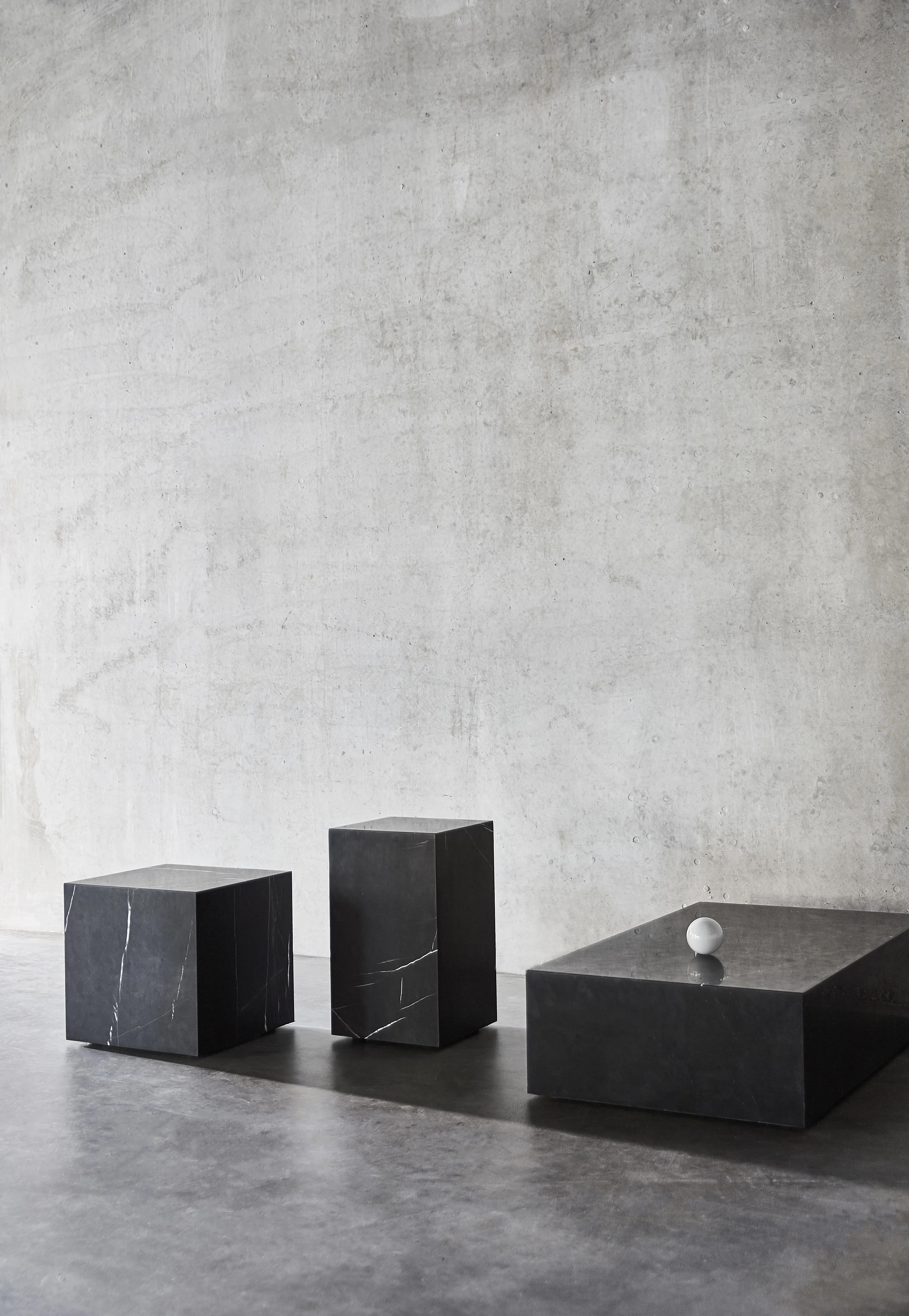 Plinth Table Low Tall Cubic Grand Brige Marble Various Colors Crarra Calacatta Audo 106 For Donzelli
