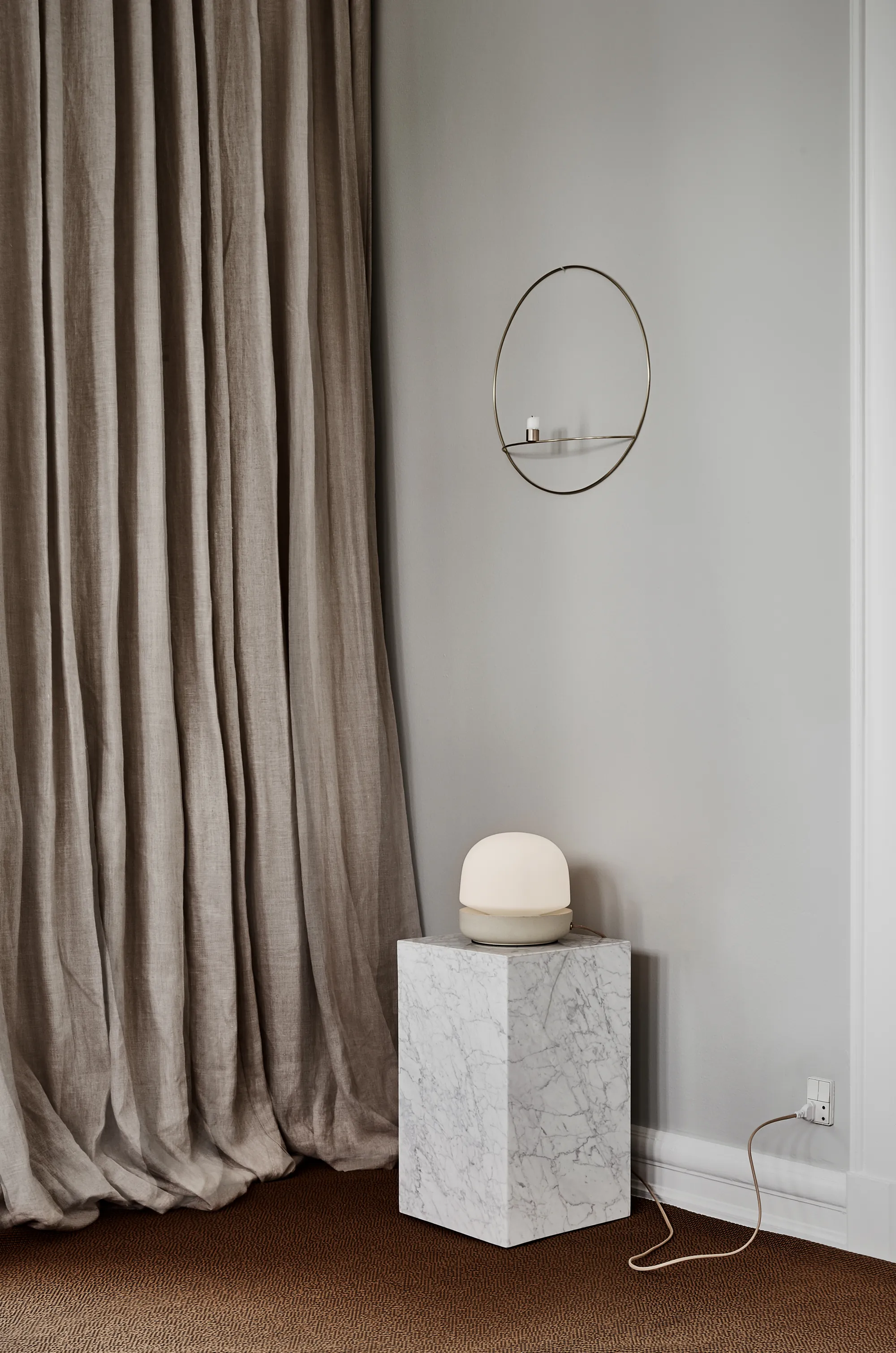Plinth Table Low Tall Cubic Grand Brige Marble Various Colors Crarra Calacatta Audo 80 For Donzelli