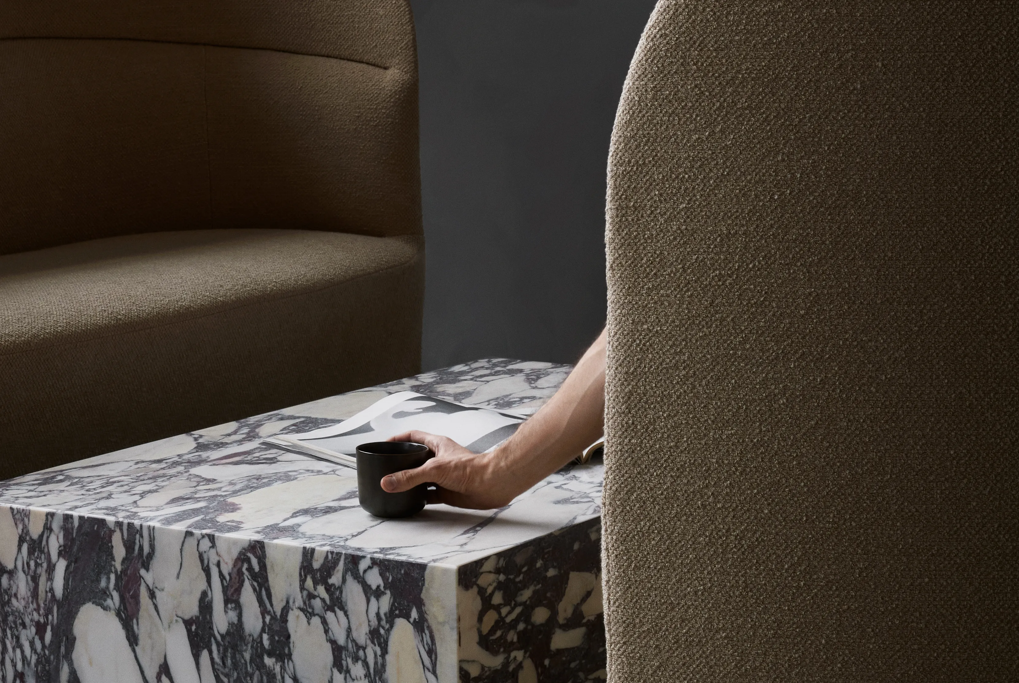Plinth Table Low Tall Cubic Grand Brige Marble Various Colors Crarra Calacatta Audo 96 For Donzelli