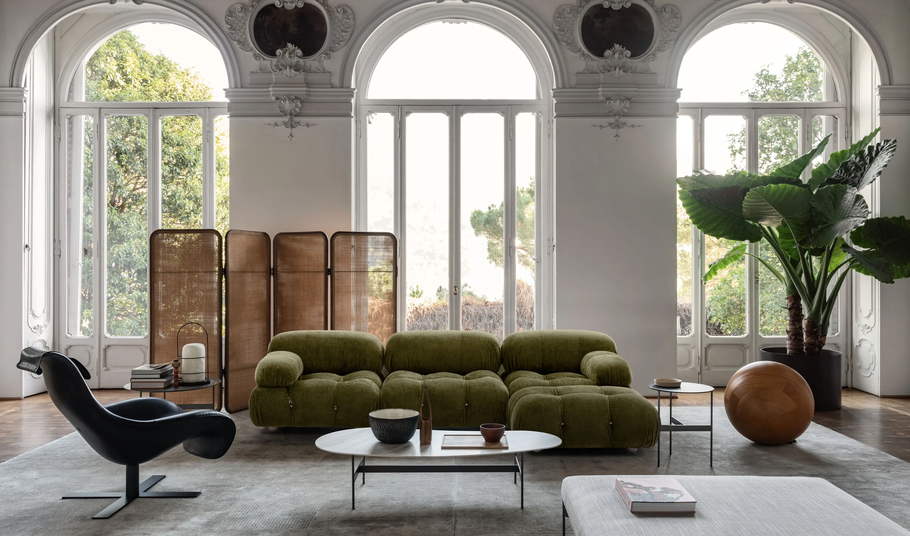 Camaleonda Sofa Green Olive Scene1 By B&Bitalia For Donzelli