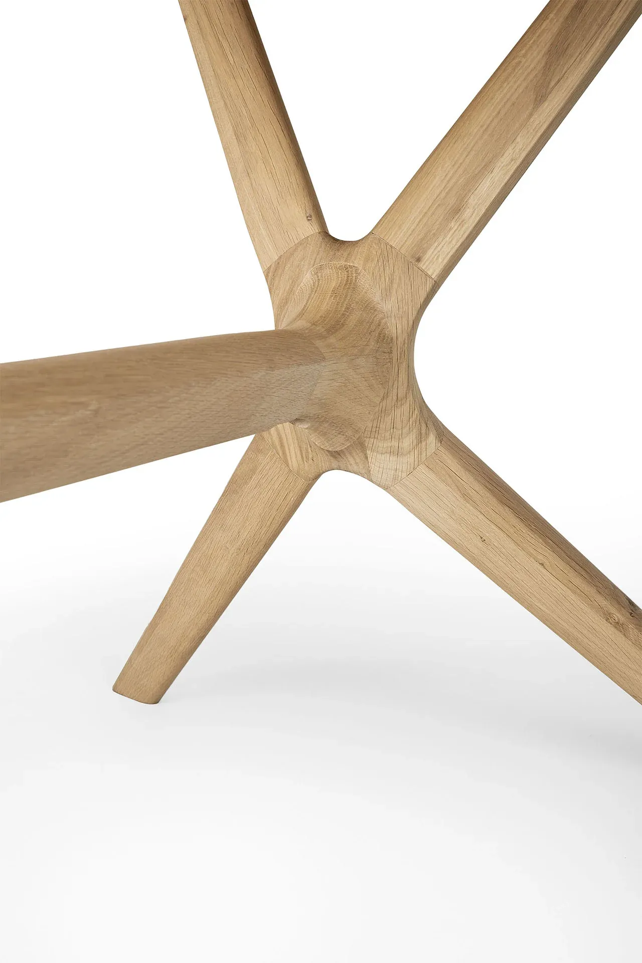 Oak X Table Packshot Ethnicraft 4 For Donzelli