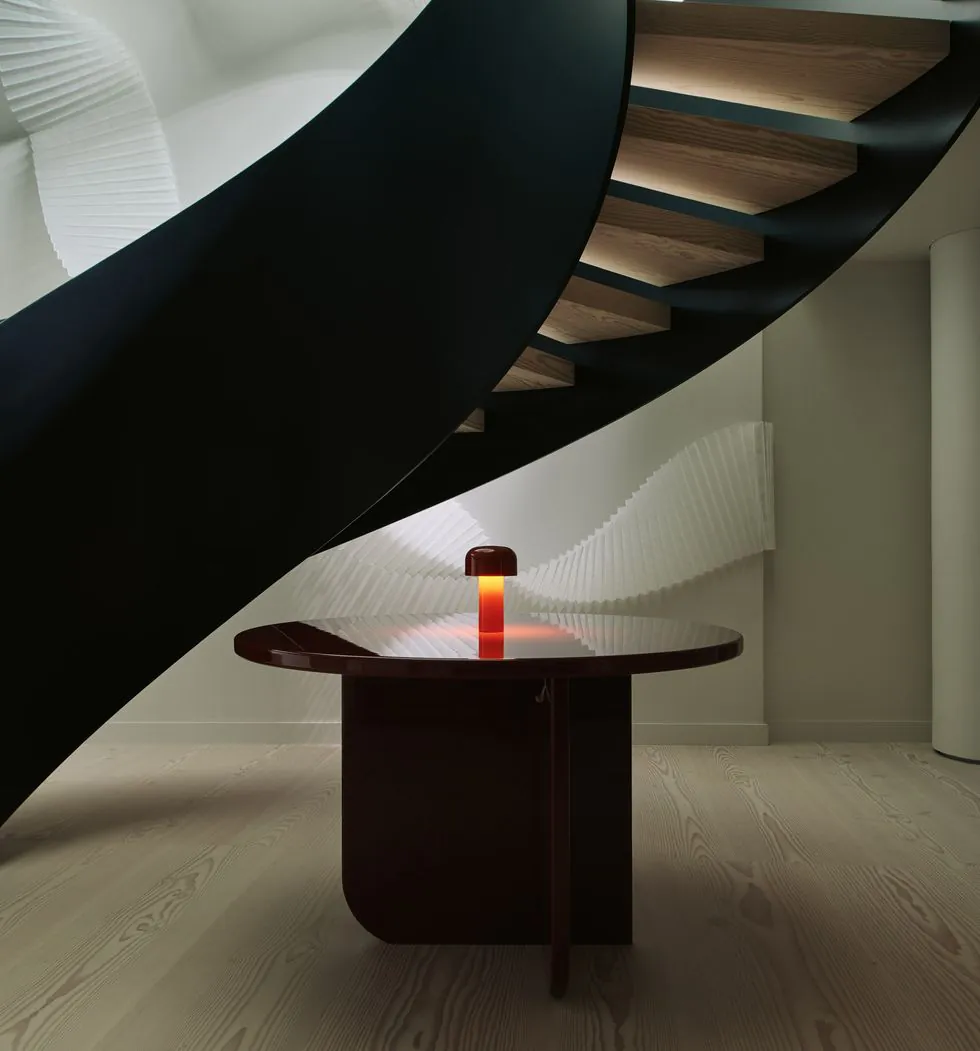 Subcover Feed Bellhop Lamp Flos Donzelli