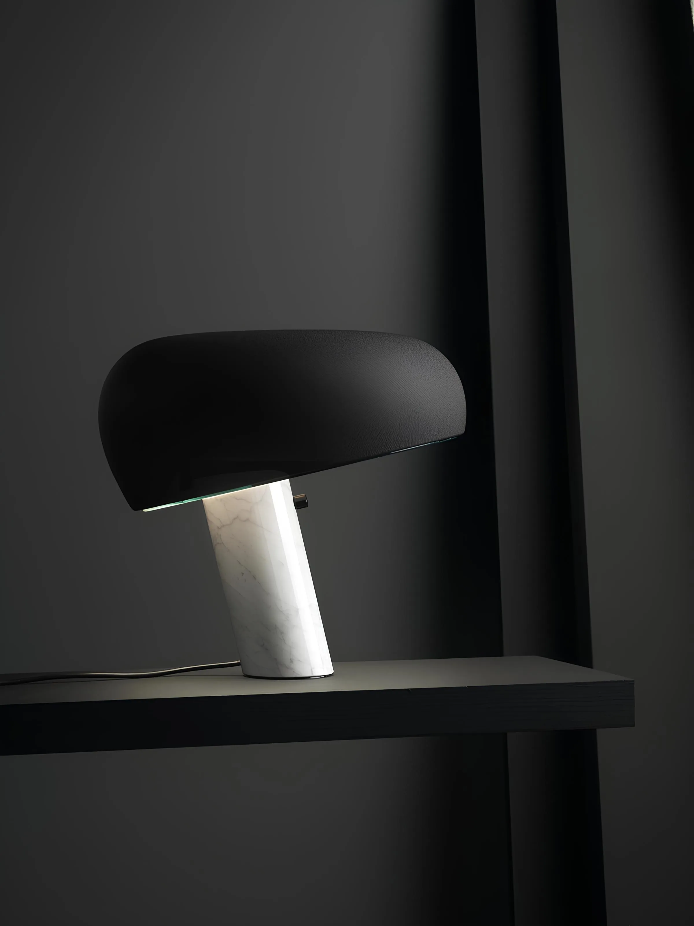 Snoopy Matteblack Gallery7 In Room Flos For Donzelli