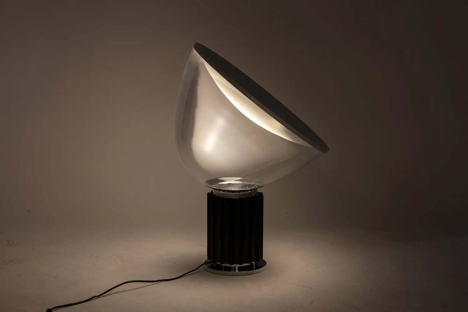 Taccia Lamp All Sizes Small Led Pmma Plexi Glass By Achille And Pier Giacomo And Flos 25 For Donzelli