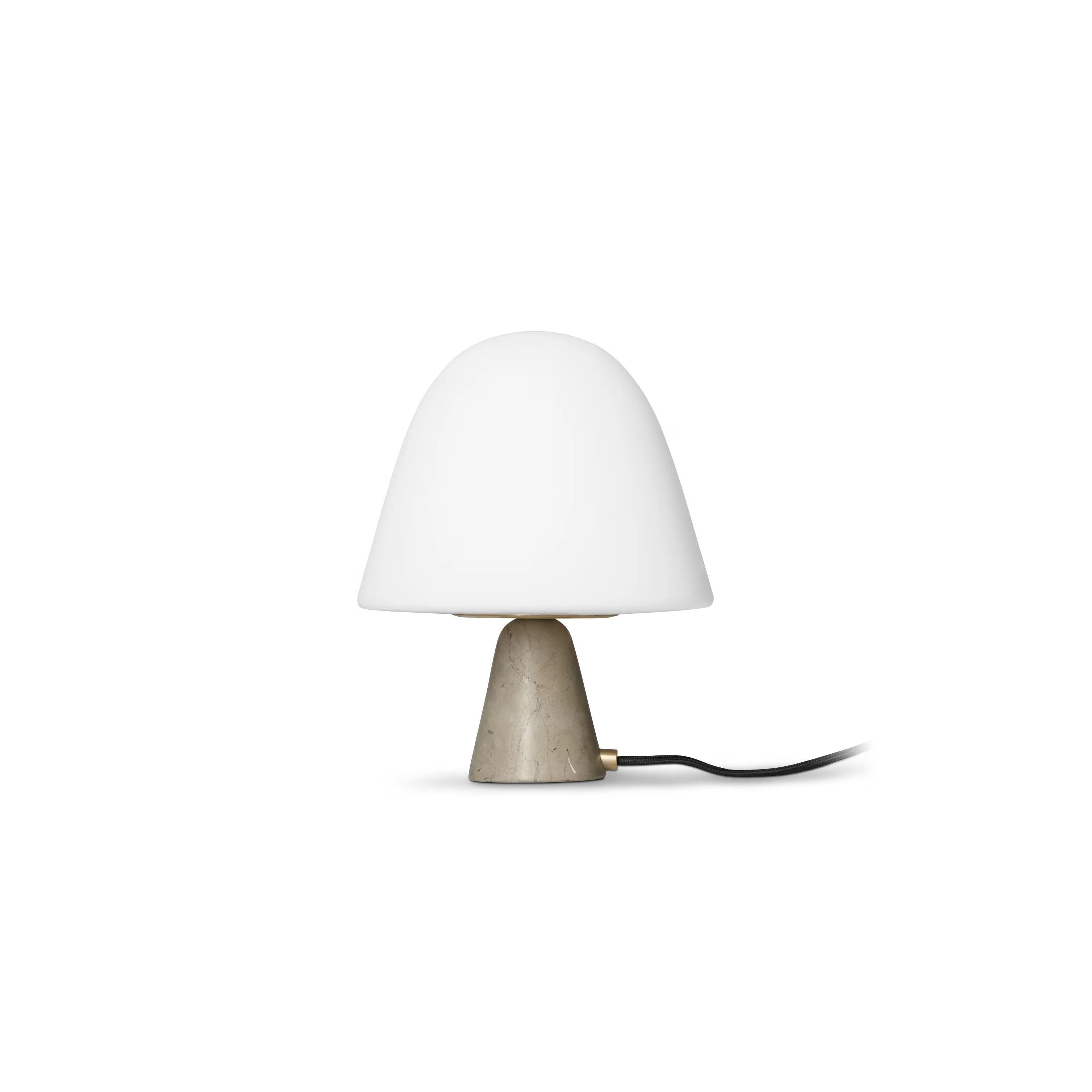 Cover Feed Meadow Lamp Space Copenhagen Fredericia Donzelli