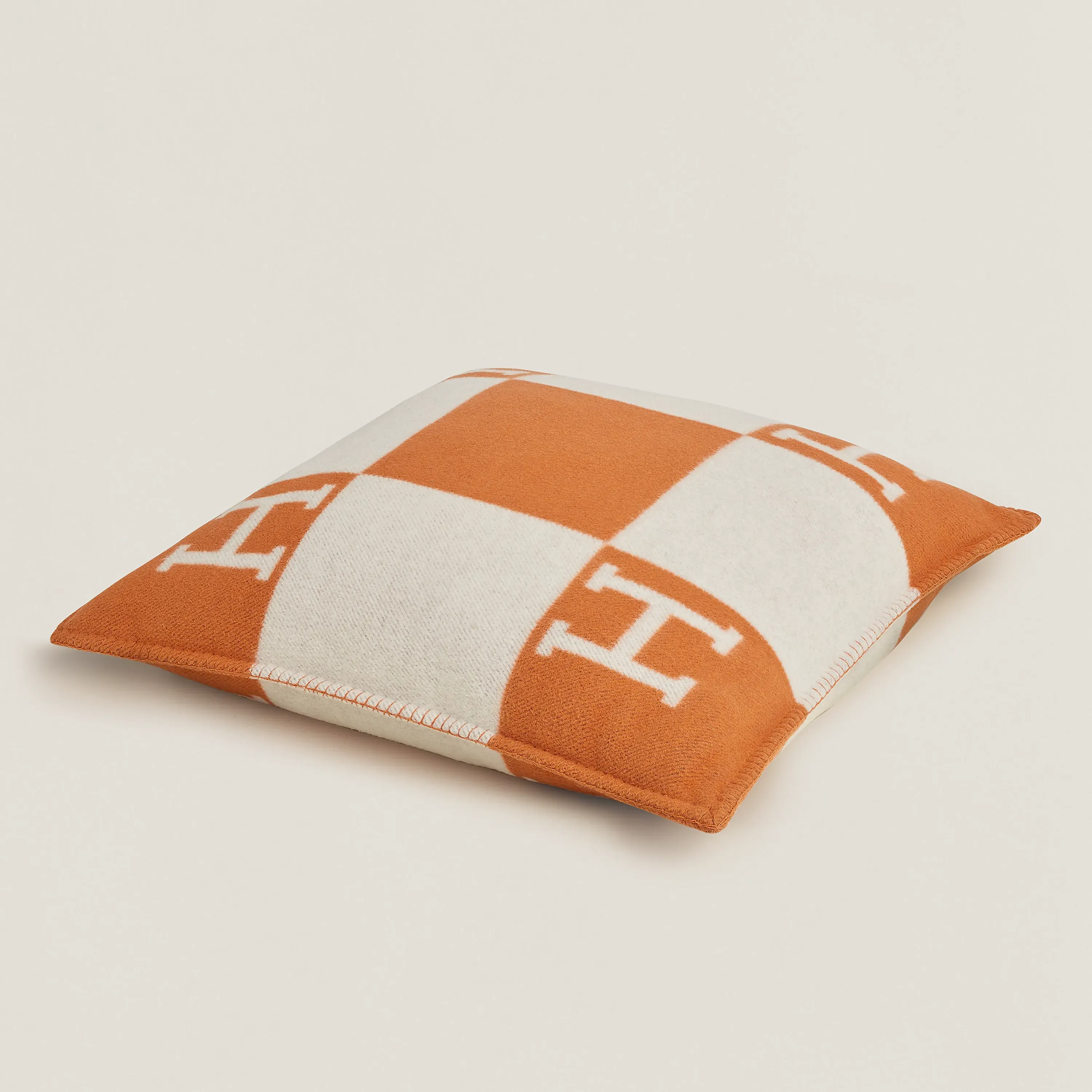 Avalon Cushion Pumpkin Camel Ecru Darkgrey Hermes 9 For Donzelli