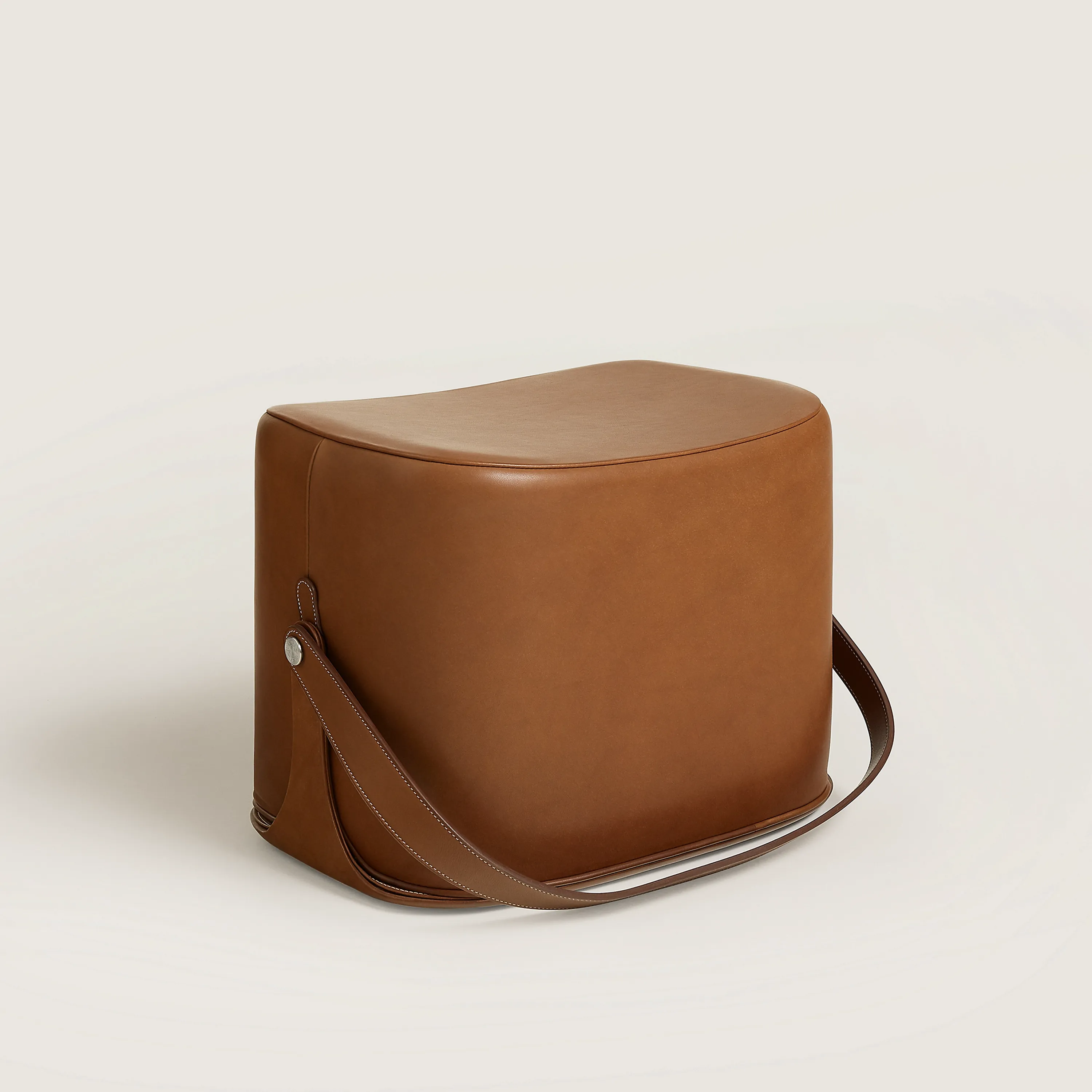 Ottoman Les Necessaires Hermes 1 For Donzelli
