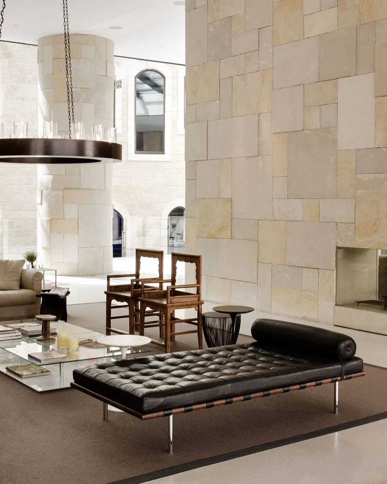 Barcelona Couch Daybed By Ludwig Mies Van Der Rohe And Knoll 18 Slide1 For Donzelli