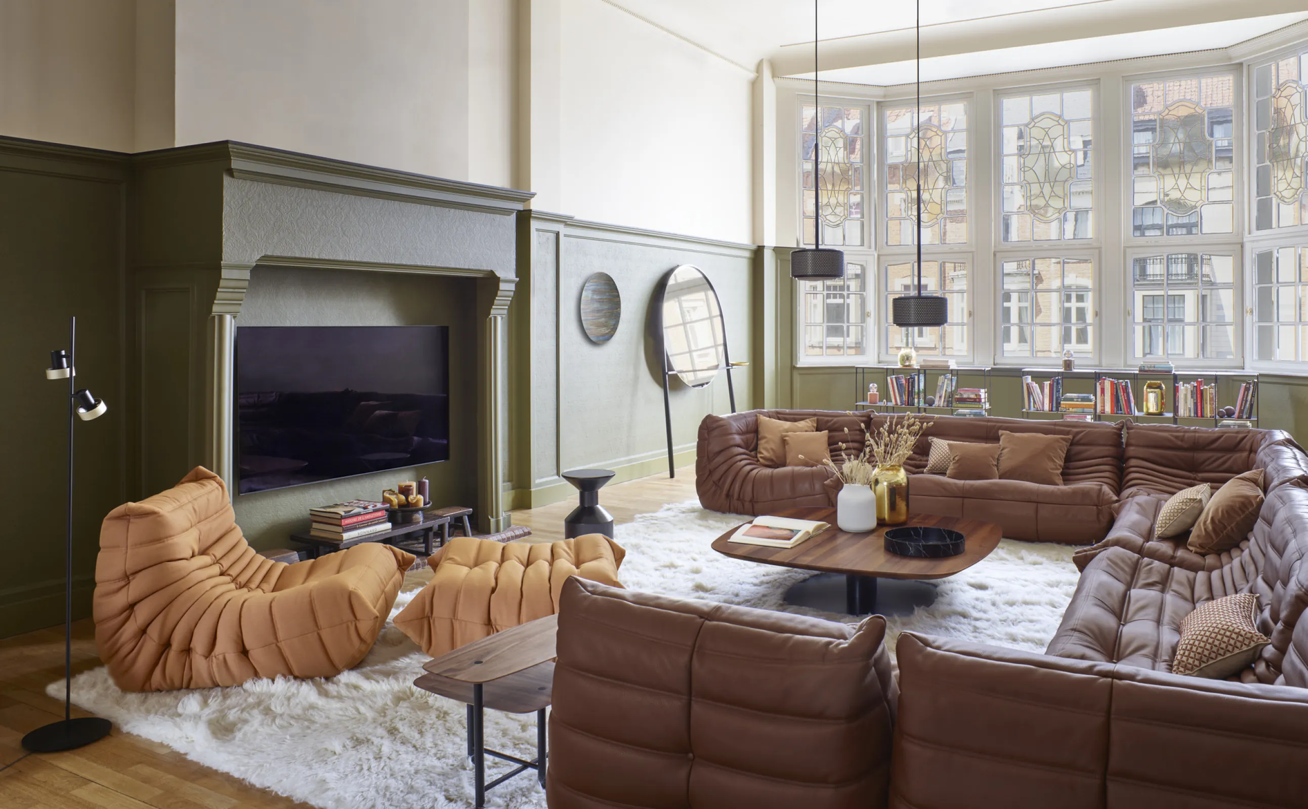 Togo Brown Ligneroset Donzelli