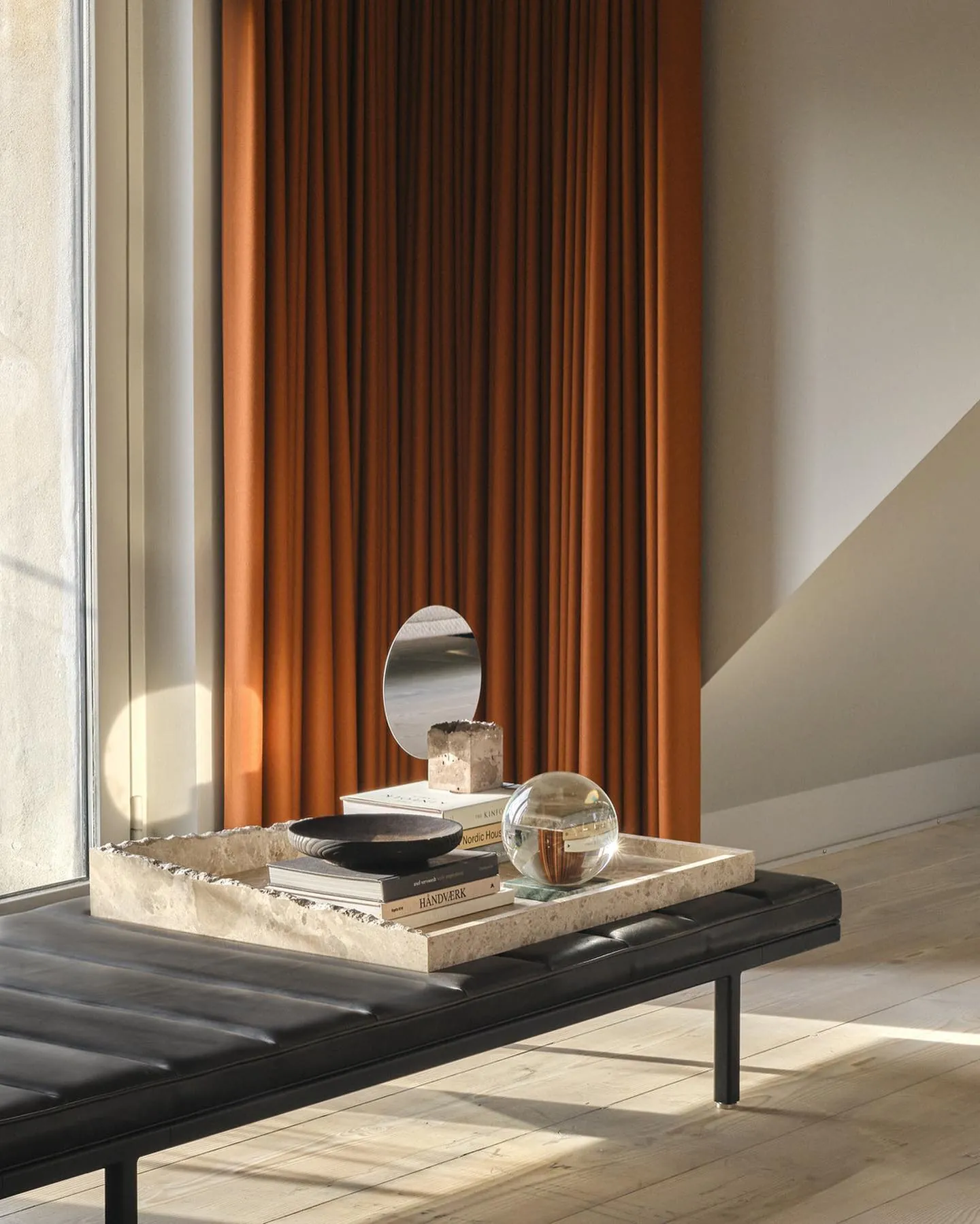 daybed 461 black leather in living room by vipp 4 for donzelli