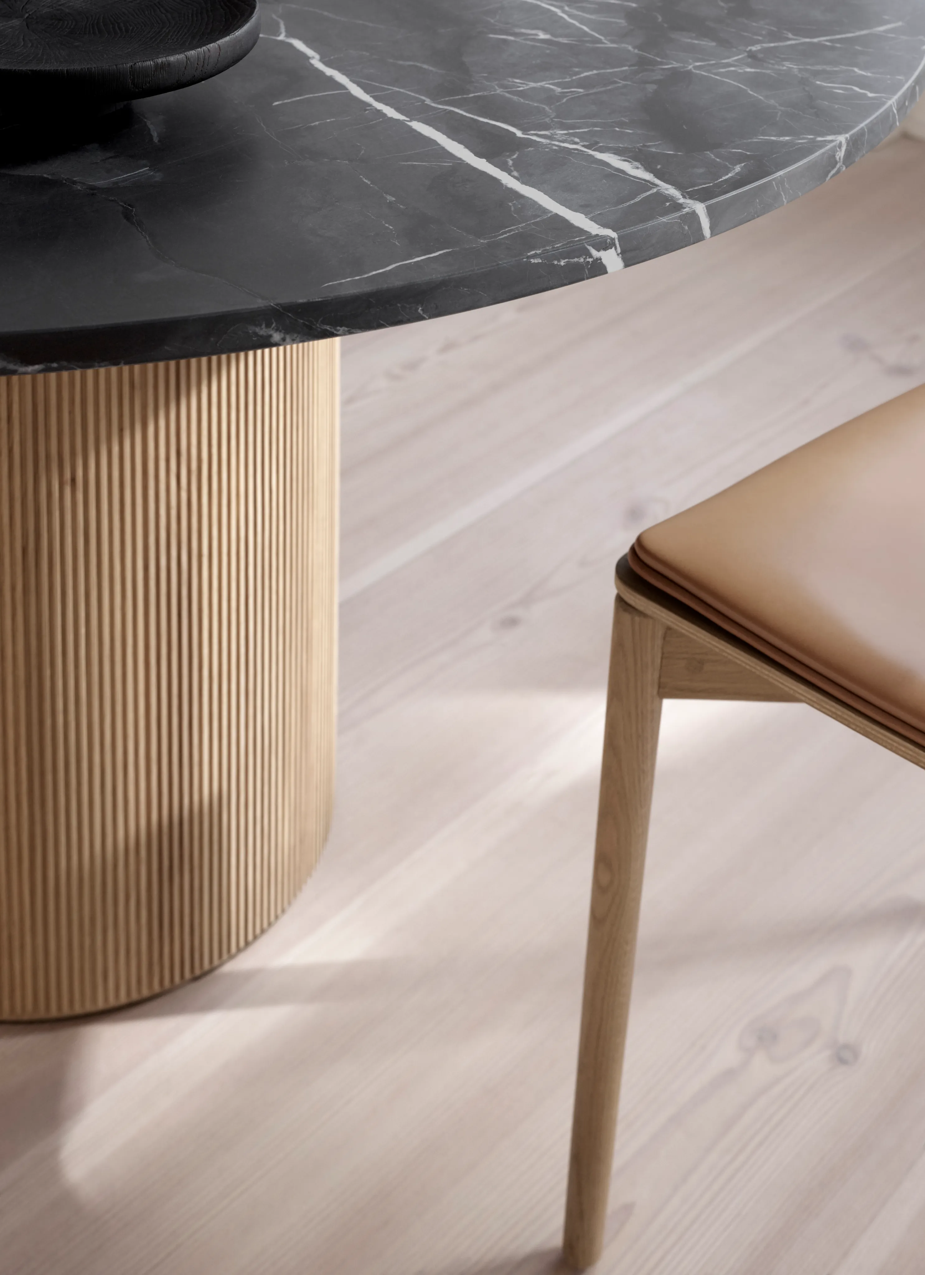 Cabinround Table 494 495 Wood Stone Lightoak Darkoak By Vipp 29 For Donzelli